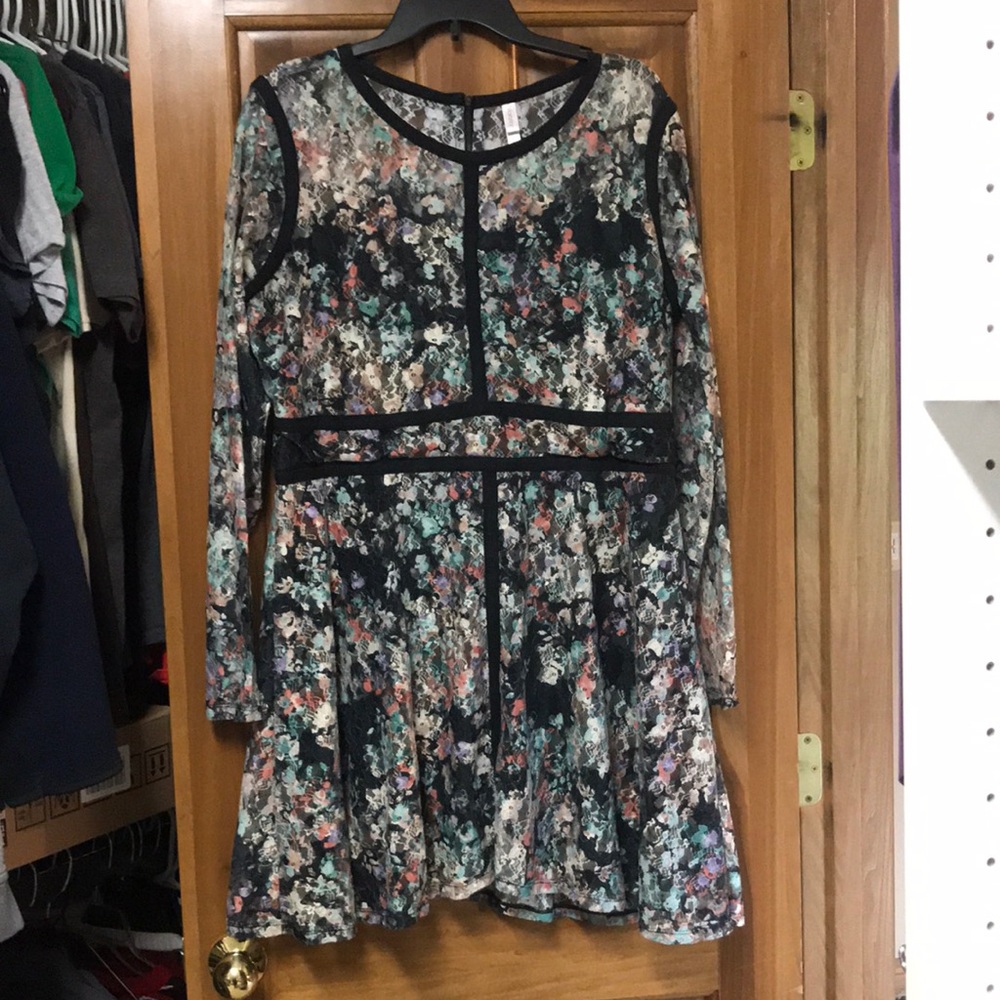 Floral Print Long Sleeved Dress